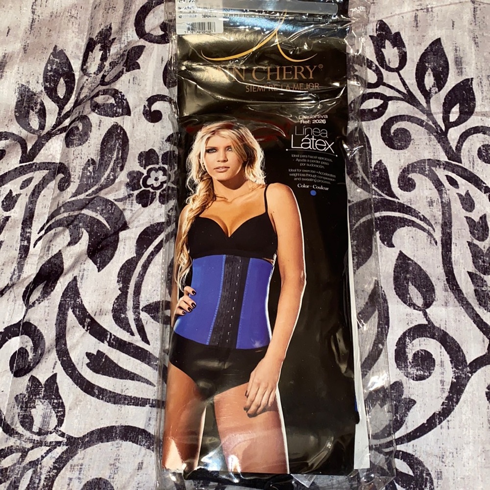 Waist trainer.